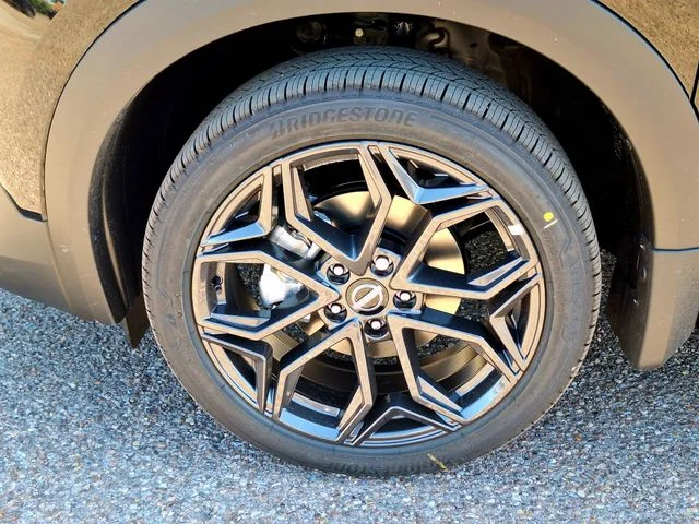 New 2026 Super Black Nissan SR image 22