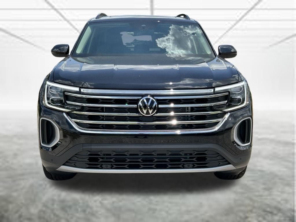 New 2026 Black Volkswagen SE w/Technology image 7