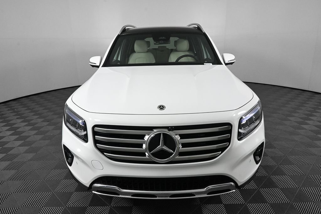 Used 2026 White Mercedes-Benz GLB 250 image 35