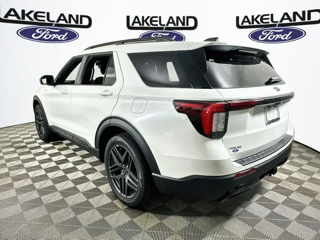 New 2026 Ford Explorer ST-Line