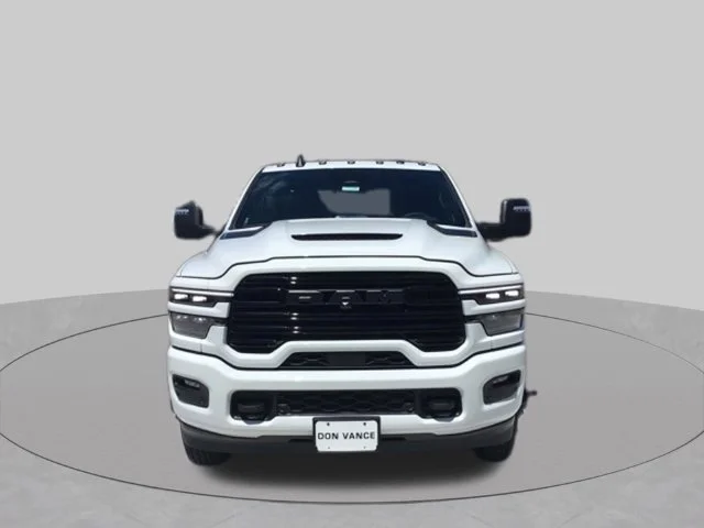 2026 RAM 3500 Laramie - Photo 8