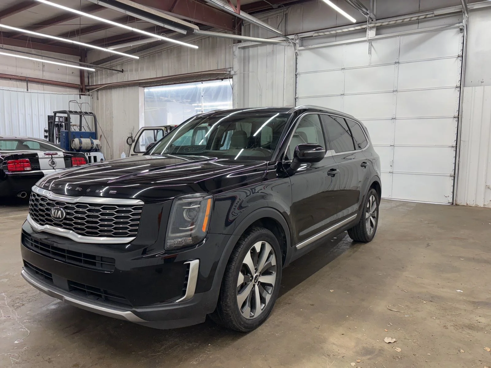 Certified Used 2020 Ebony Black Kia EX image 4