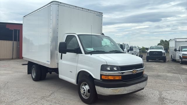 2024 Chevrolet Express Cutaway 3500 1WT