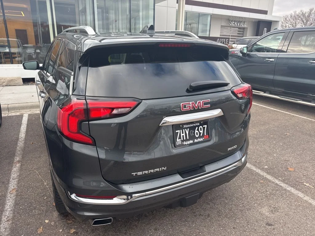 Used 2020 Gray GMC Denali image 7