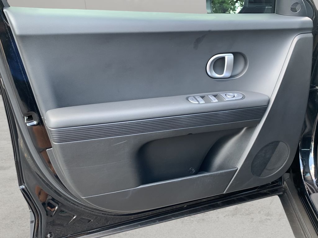 2023 Hyundai IONIQ 5 SE - Photo 11