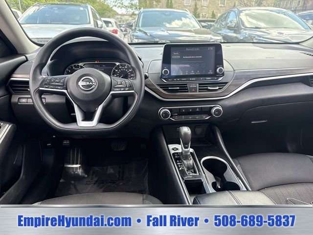 Used 2024 Brilliant Silver Metallic Nissan 2.5 SV image 13