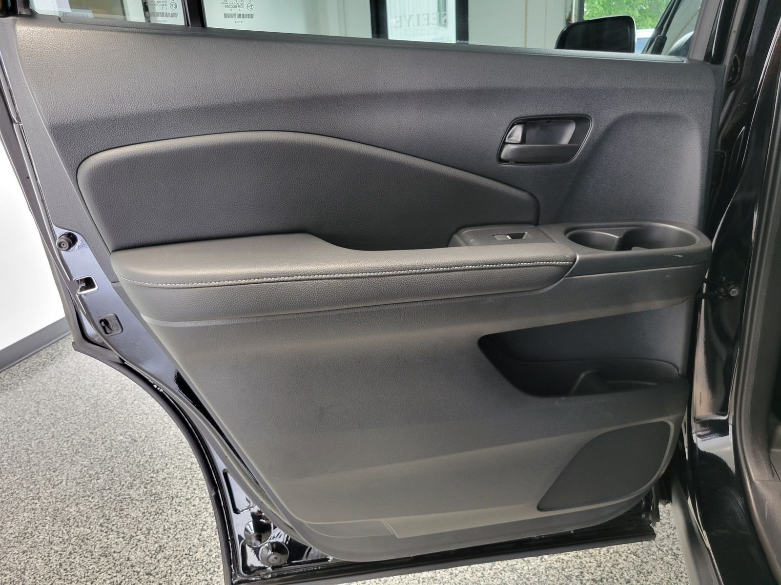 Used 2023 Black Honda EX-L image 25