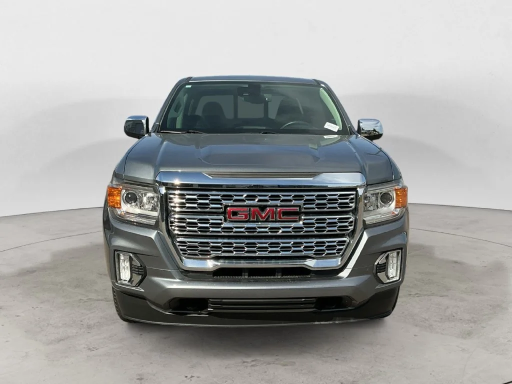 Certified Used 2022 SATIN STEEL METALLIC GMC 4WD Denali image 3