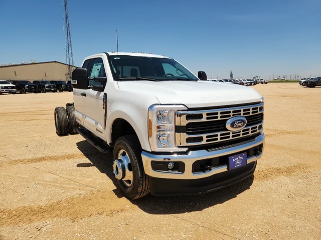 2026 Ford Chassis Cab F-350® XL