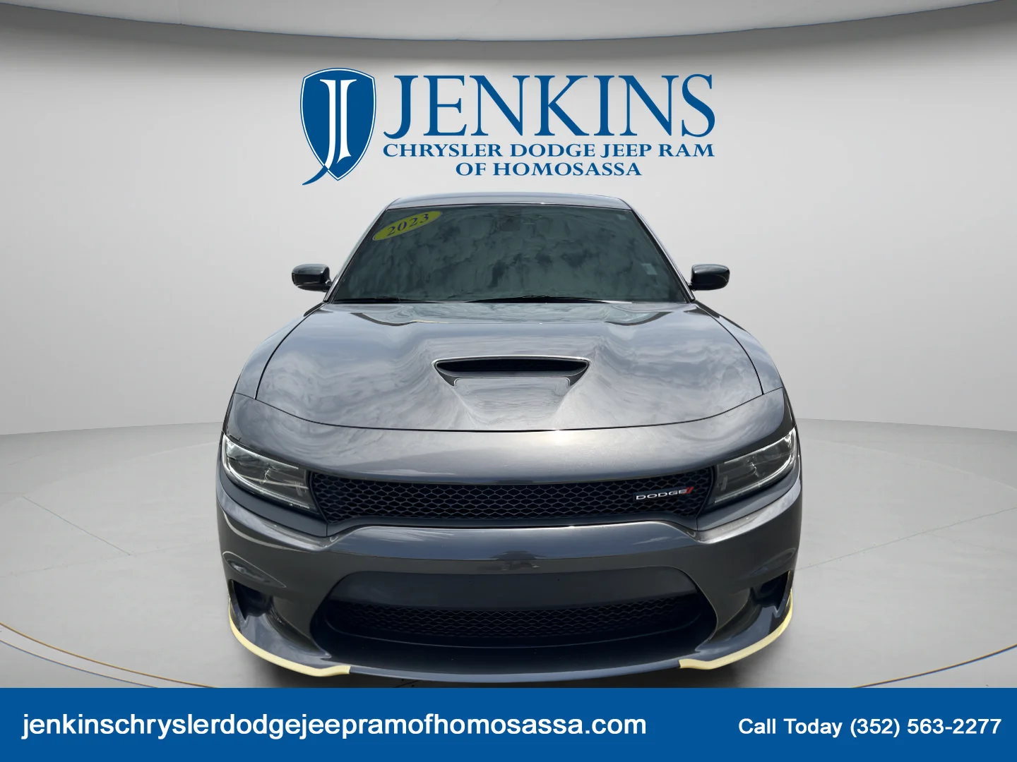 Used 2023 Granite Pearlcoat Dodge R/T image 12