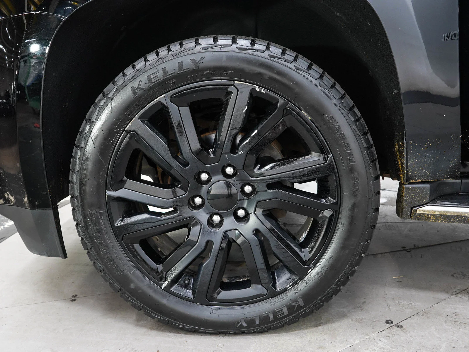 Used 2019 Onyx Black GMC SLT image 35