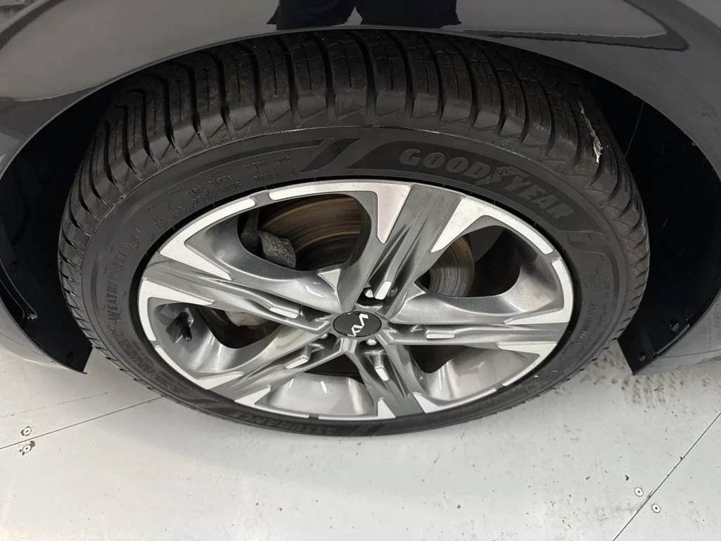 Used 2024 Ebony Black Kia EX image 33