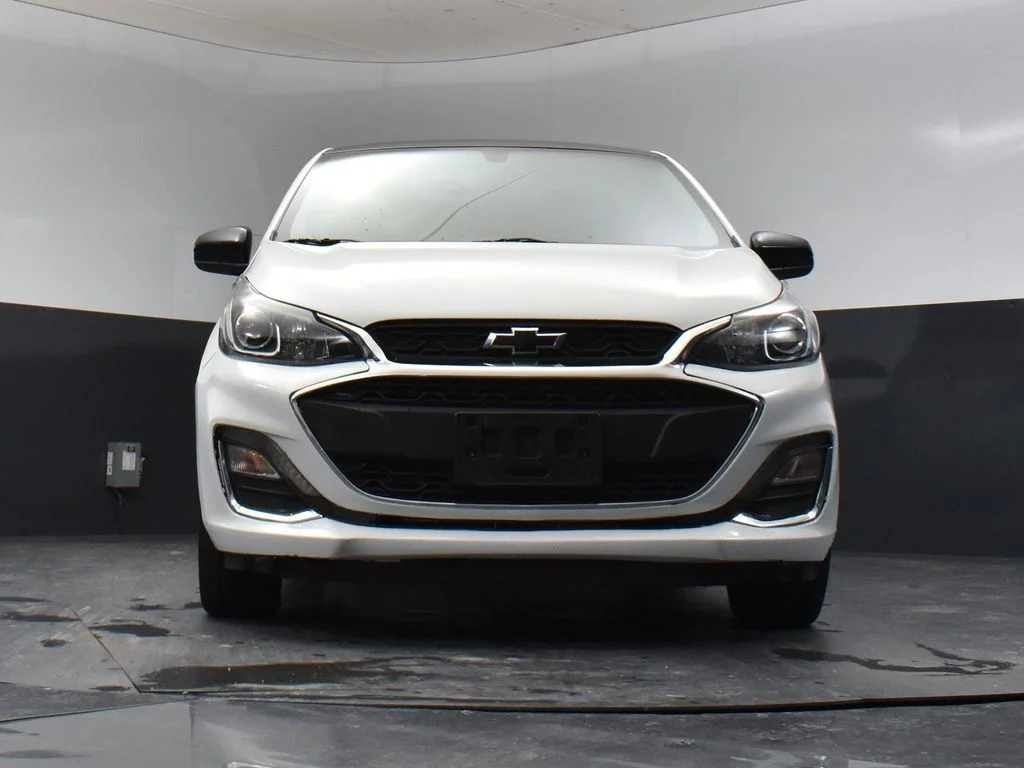 Used 2021 White Chevrolet 1LT image 8