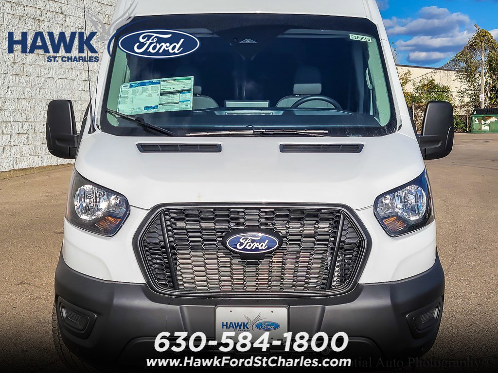New 2026 Oxford White Ford Cargo Van image 4