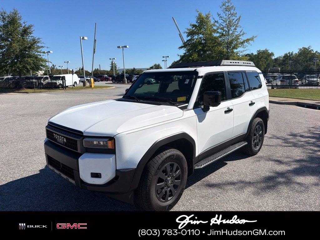Used 2026  Toyota 4DR 4WD image 1