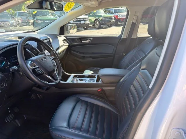 Used 2022 White Ford SEL image 11