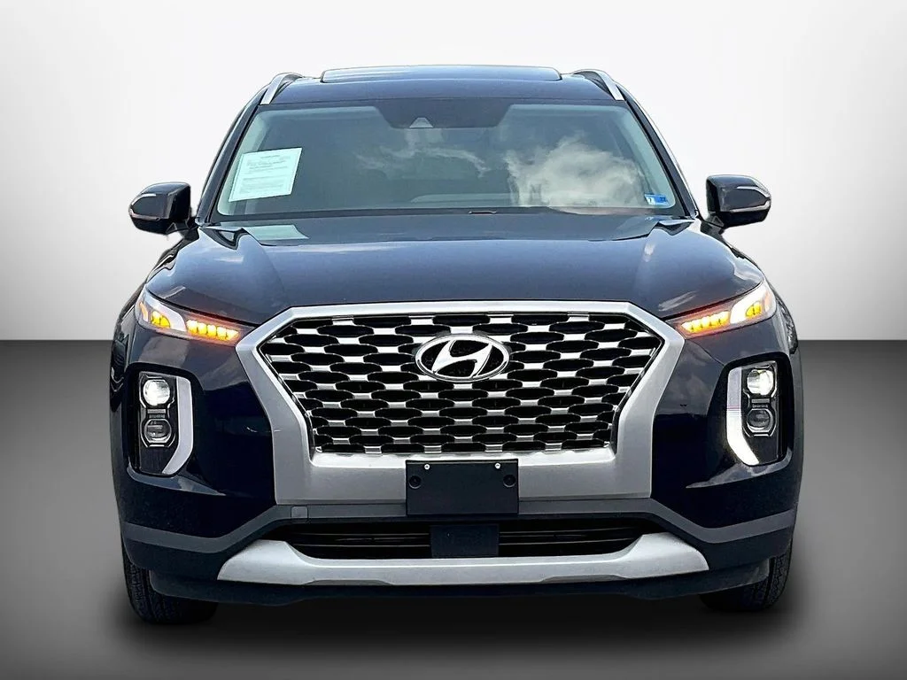Used 2021 White Hyundai SEL image 2