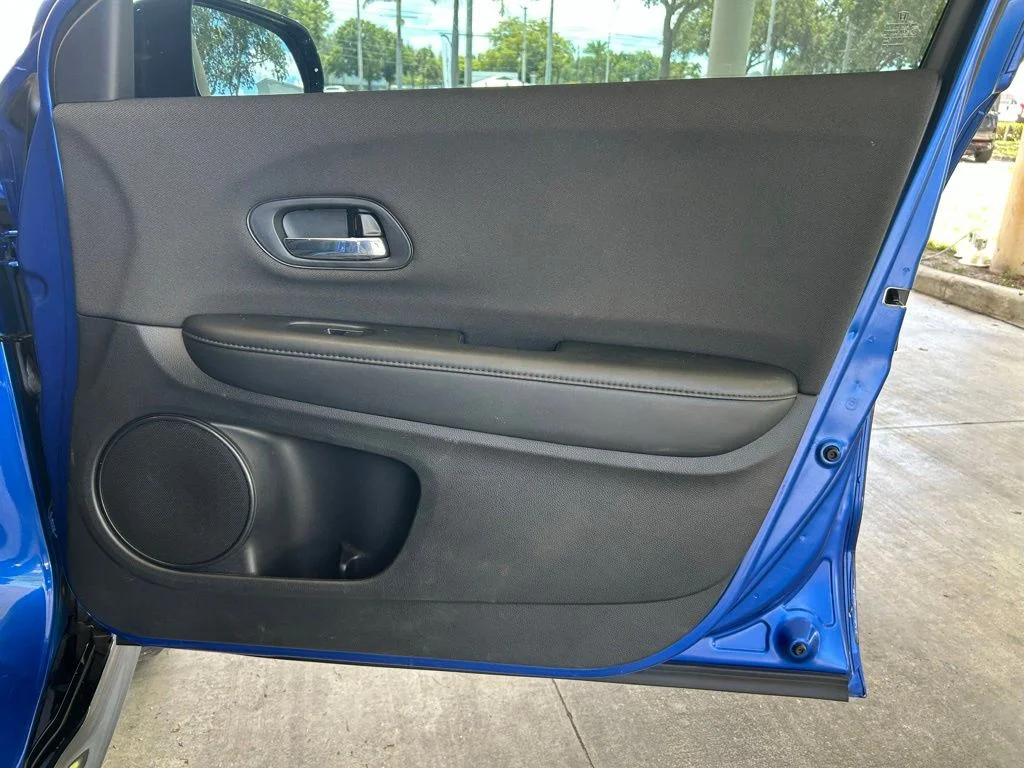 Used 2022 Blue Honda Sport image 23