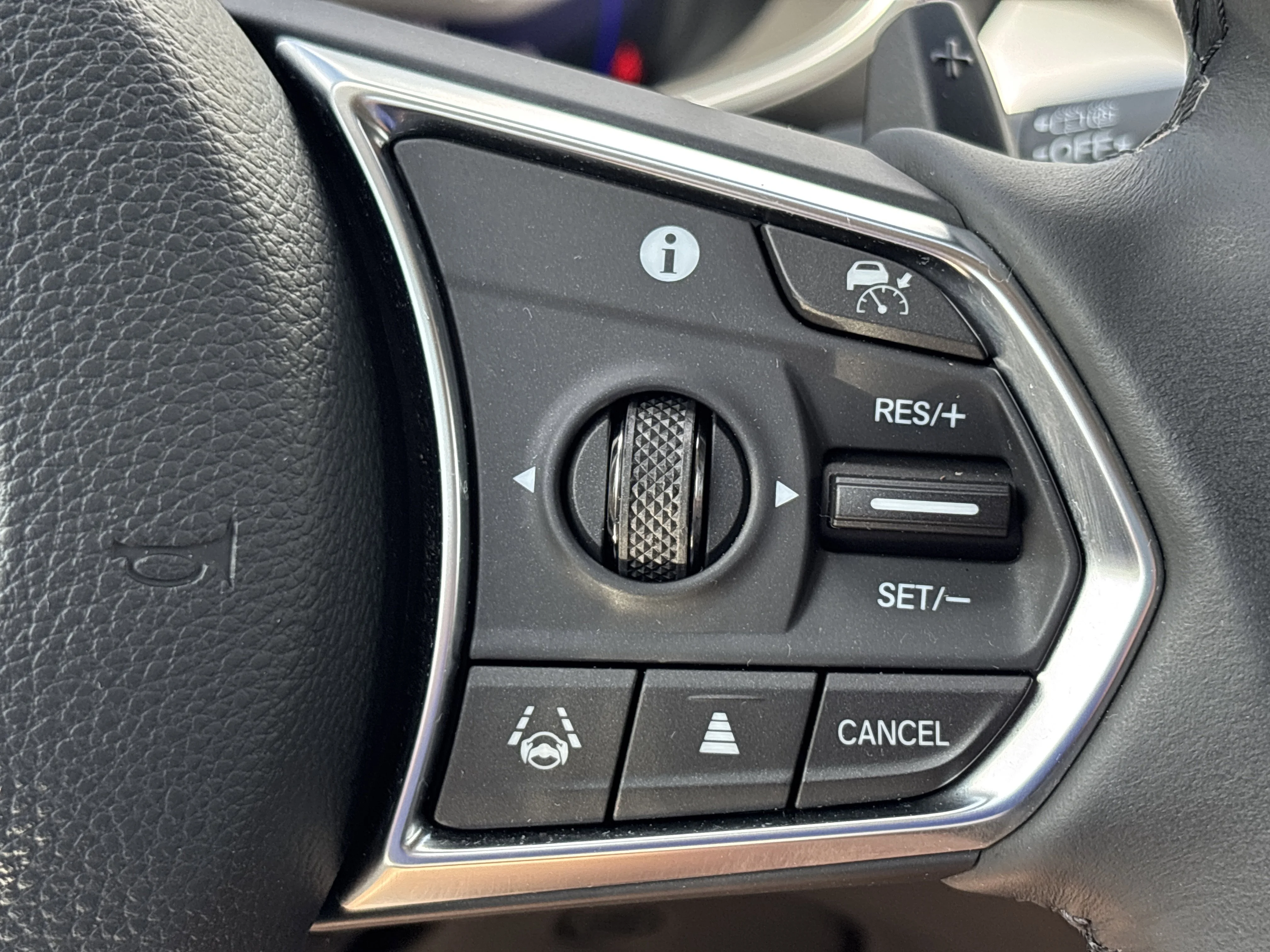 Used 2024 Liquid Carbon Metallic Acura SH-AWD w/Tech Pkg image 32