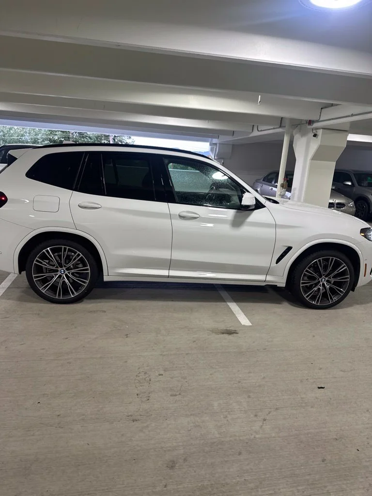 Used 2024 Alpine White BMW xDrive30i image 7