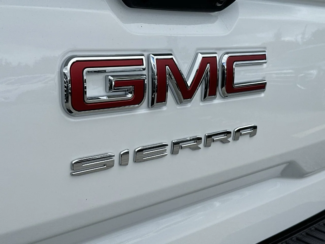 New 2026 Summit White GMC Pro image 10
