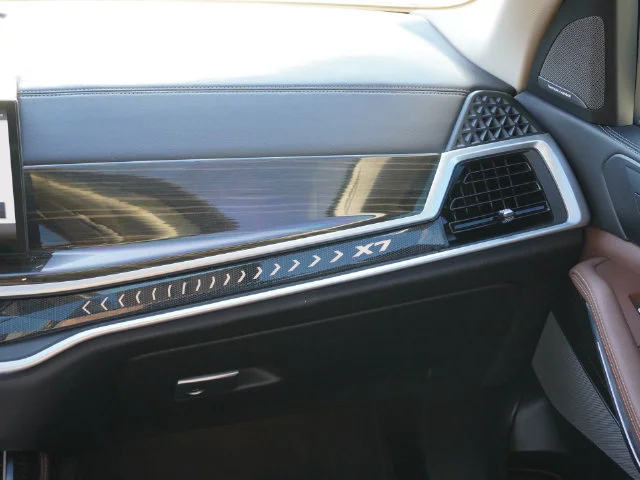 Used 2024 Brown BMW xDrive40i image 28