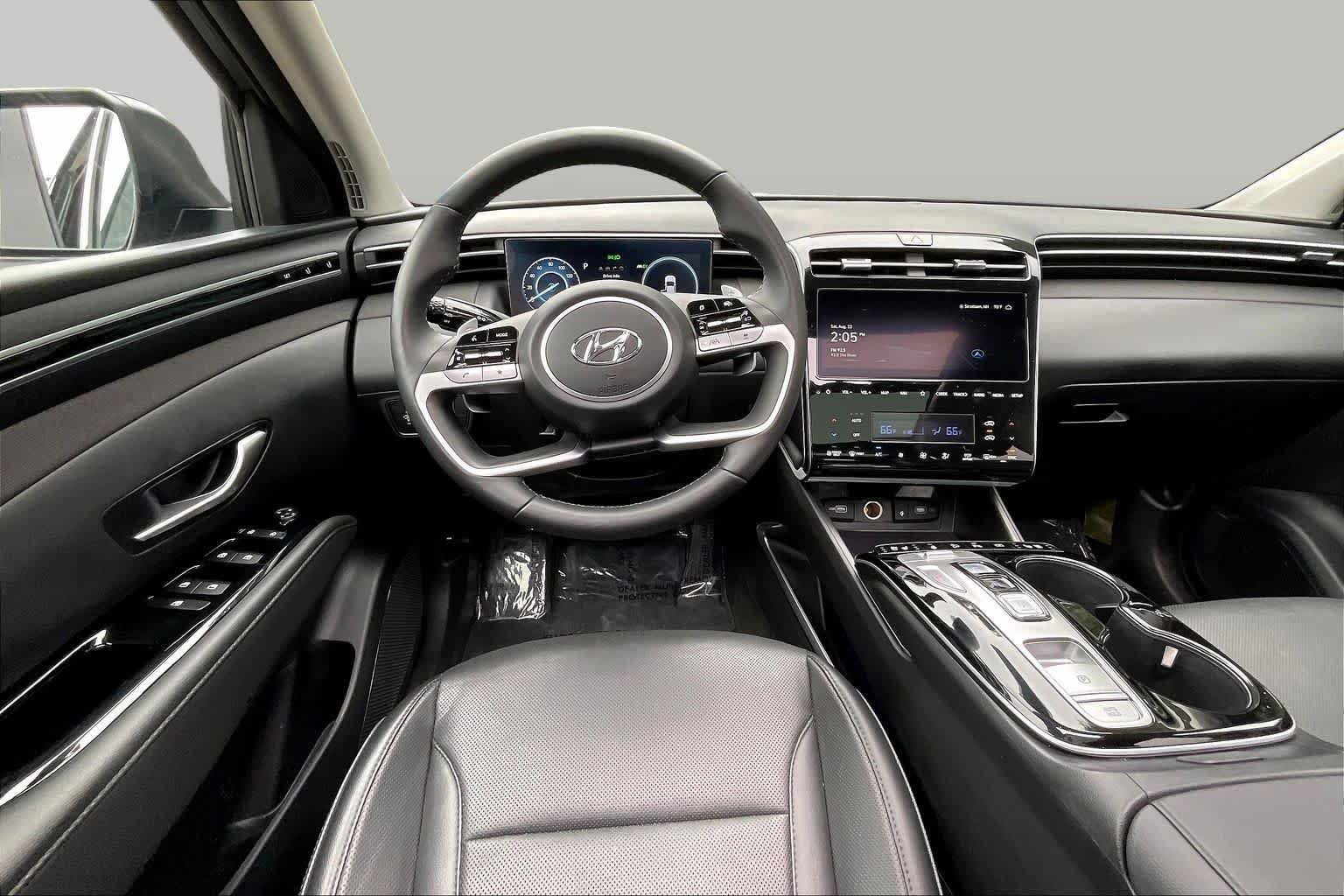 Used 2024 Amazon Gray Hyundai Limited image 5