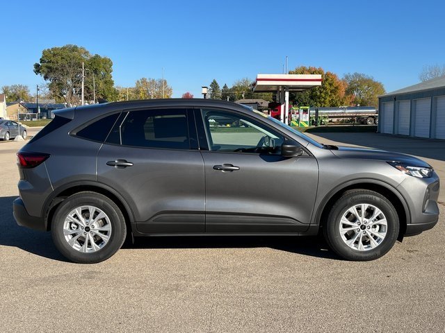 2026 Ford Escape Active photo 4