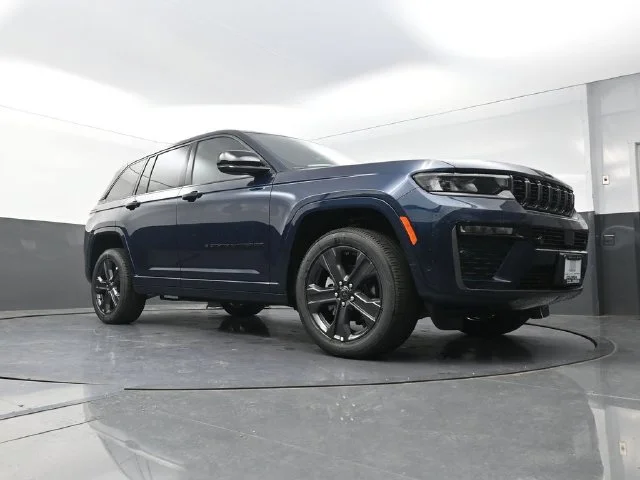 New 2027 Fathom Blue Pearl-Coat Paint Jeep Limited Reserve image 18