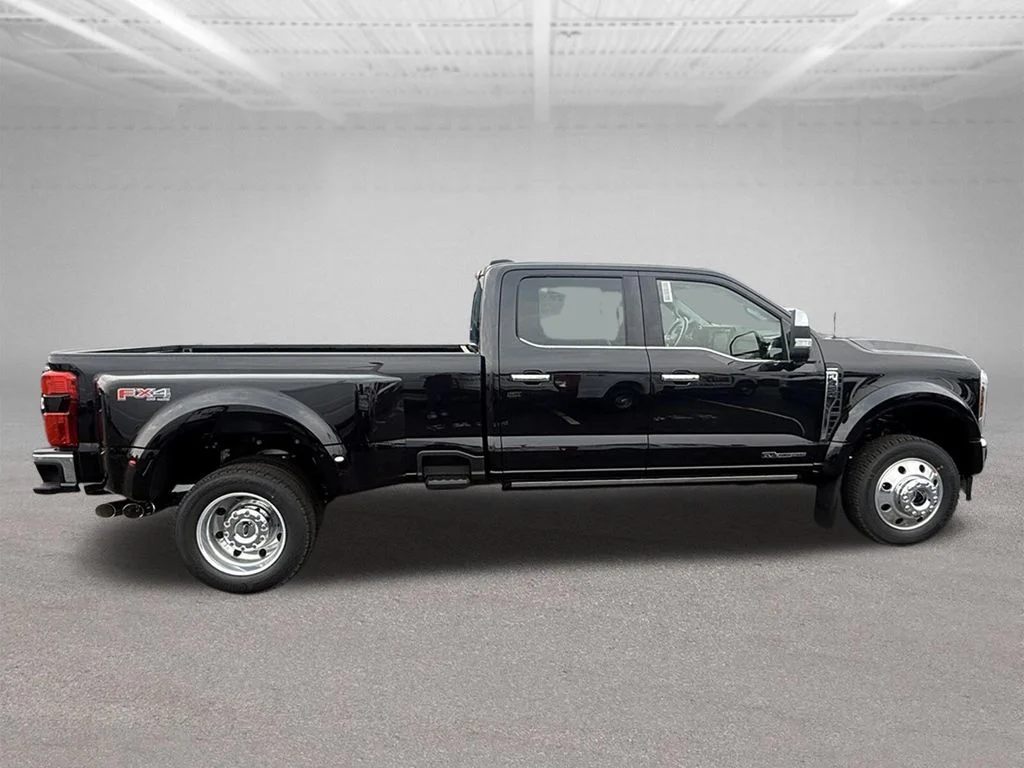 New 2026 Agate Black Metallic Ford F-450® Lariat® image 2