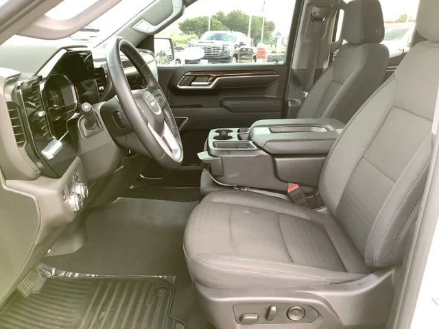 2024 GMC Sierra 1500 SLE - Photo 12