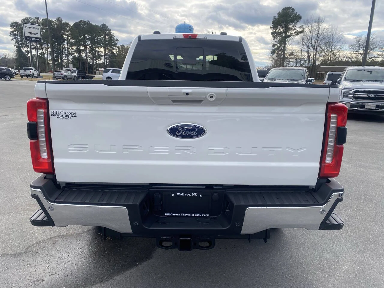 New 2026 Star White Metallic Tri-Coat Ford F-250® Lariat® image 4