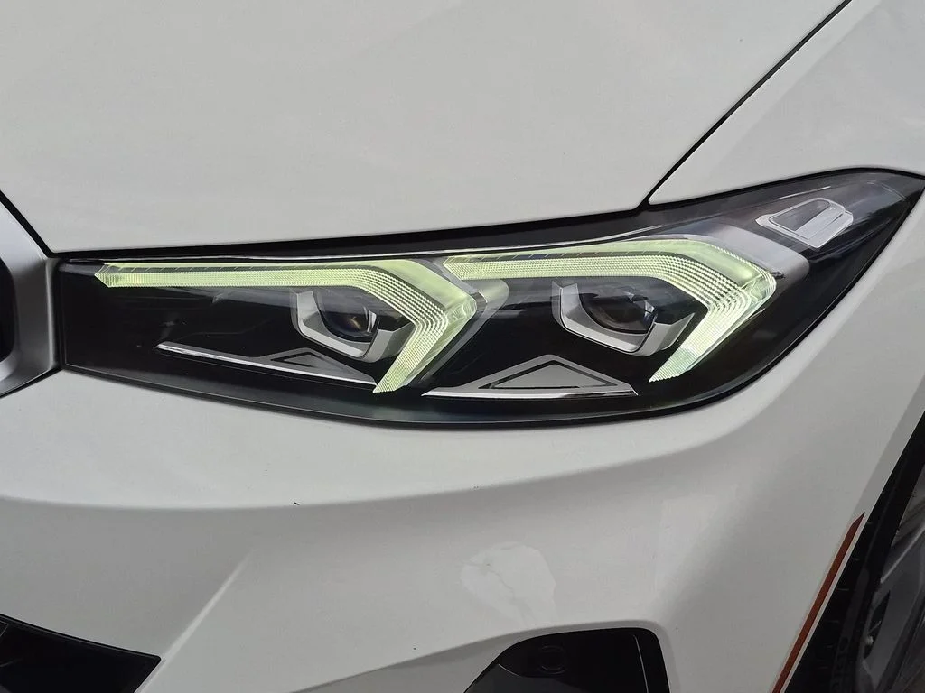 Used 2023 White BMW 330i image 10