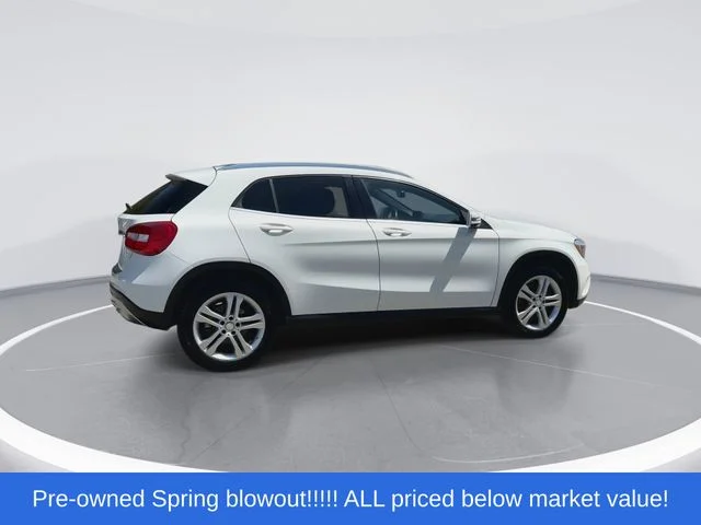 Used 2017  Mercedes-Benz GLA 250 image 8