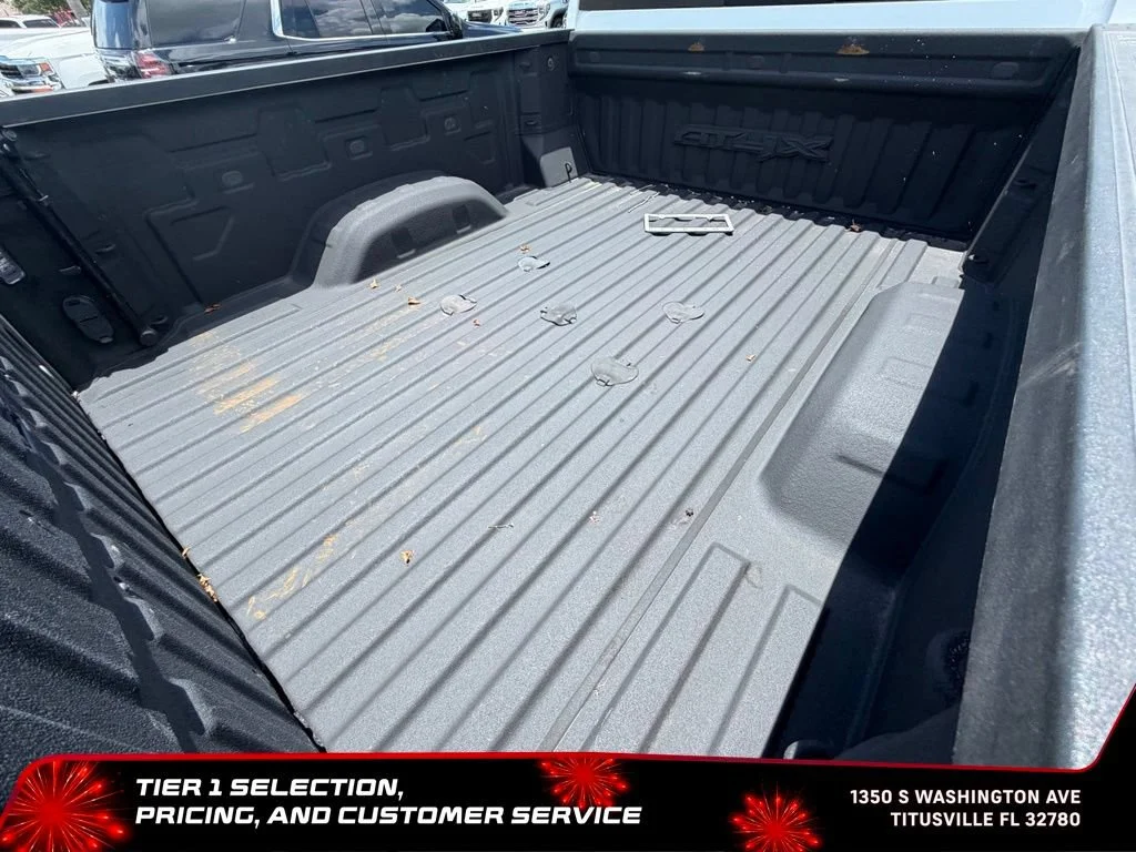 Used 2024 Summit White GMC AT4X image 9