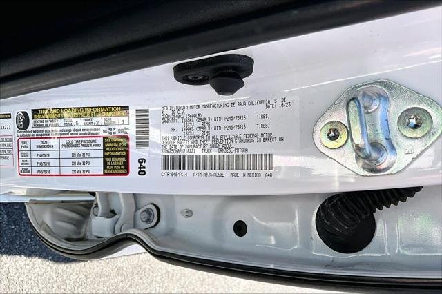 Certified Used 2023 ICE CAP Toyota  image 33