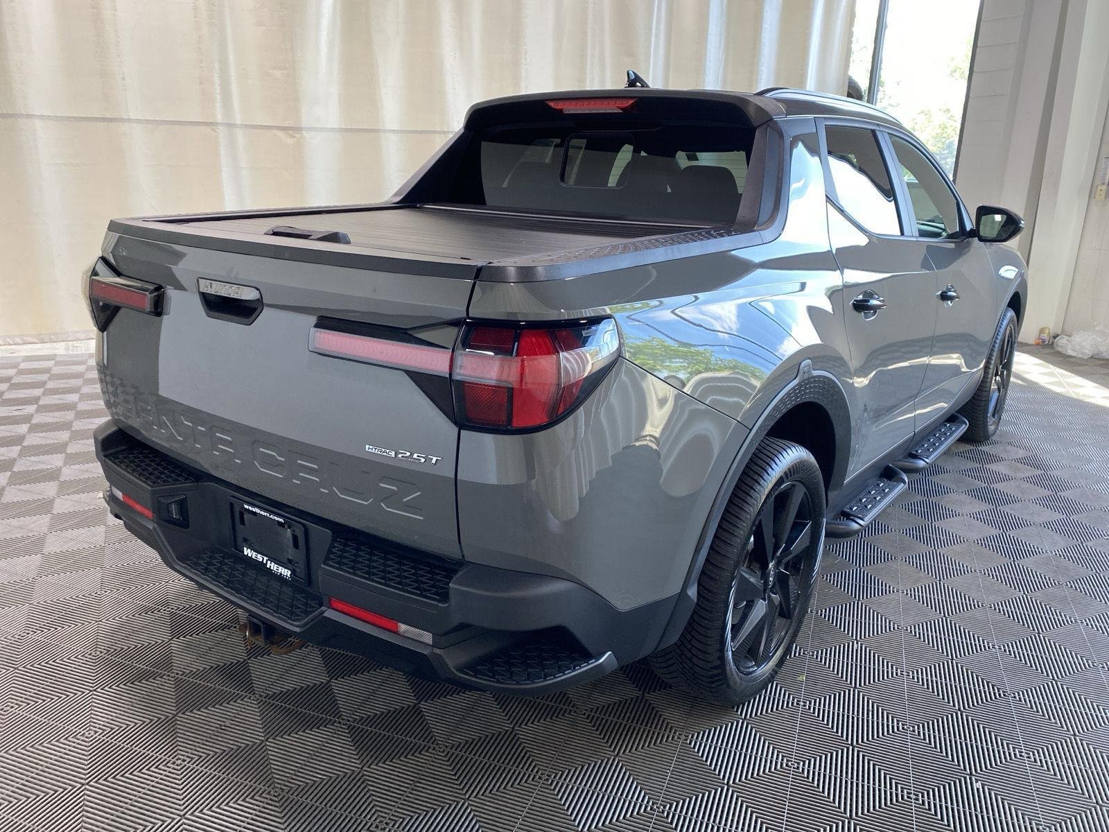 Used 2023 Hampton Gray Hyundai NIGHT image 7
