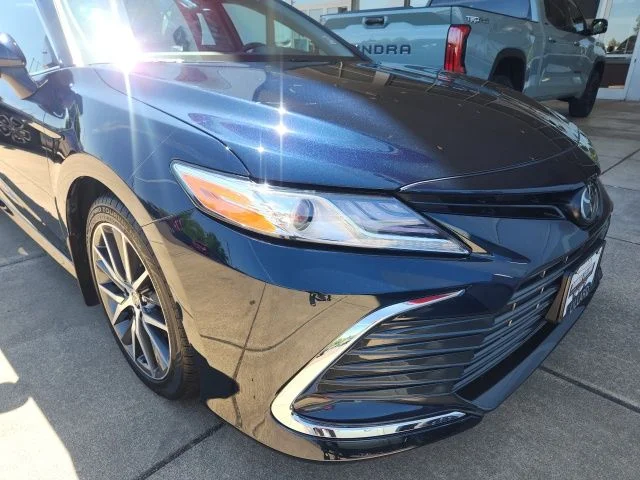 Used 2021 Blue Toyota XLE image 8
