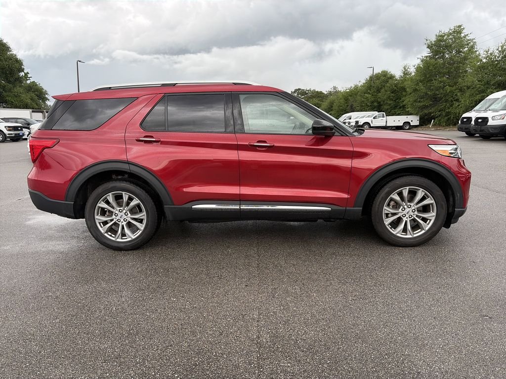 Used 2023 Red Ford Limited image 8