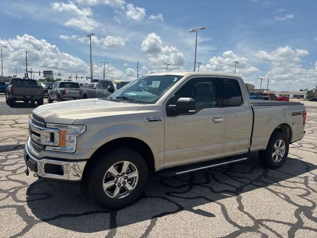 Used 2018 White Gold Ford XLT image 2