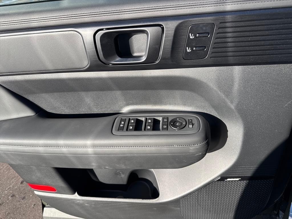New 2026 Rockwood Green Hyundai Calligraphy image 16