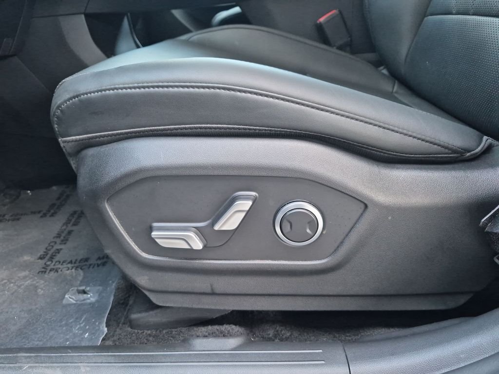 2025 Hyundai Santa Fe XRT - Photo 16