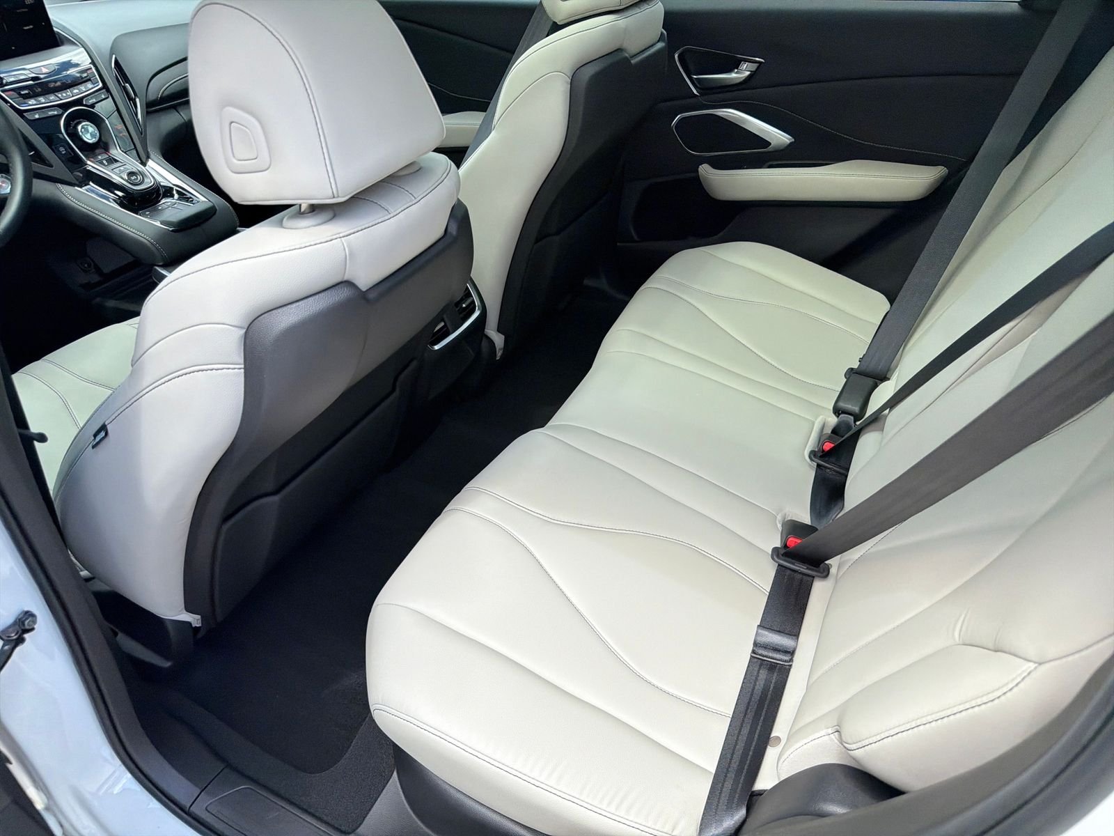 Certified Used 2025 Platinum White Acura Base image 35