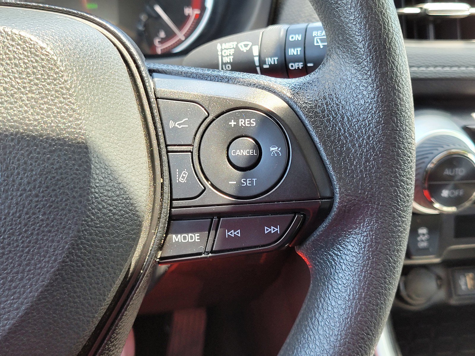 Used 2025 Silver Toyota XLE image 26
