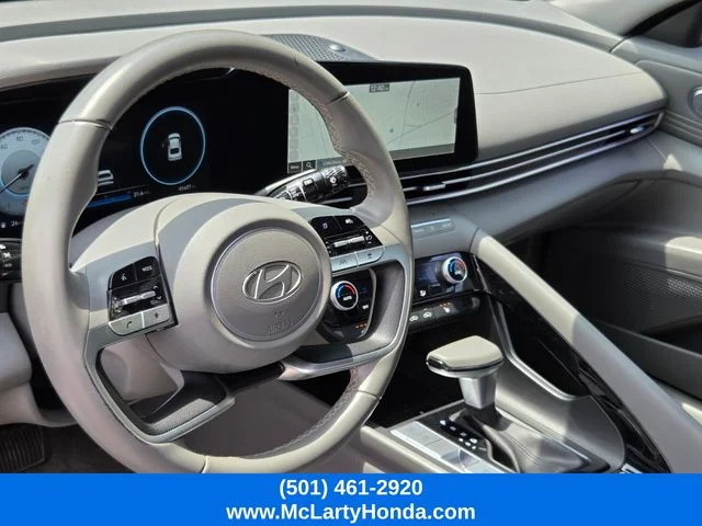 Used 2025 Gray Hyundai SEL Convenience image 10