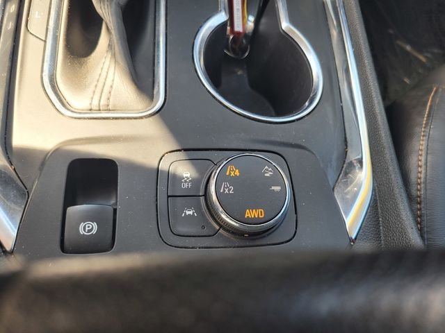 Used 2021 Beige Chevrolet Premier image 27