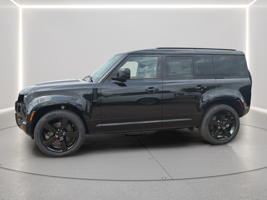 New 2026 Santorini Black Land Rover X-Dynamic SE image 13