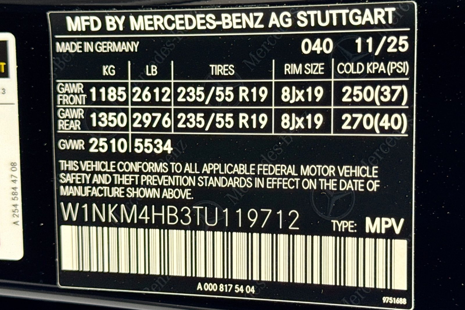 New 2026 Black Mercedes-Benz GLC 300 image 30
