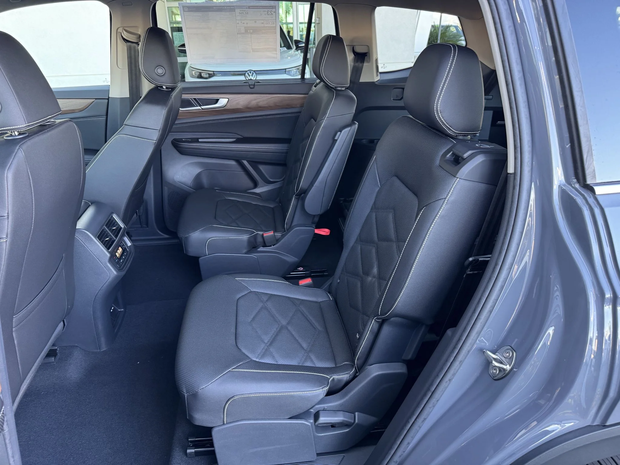 New 2026 Pure Gray Volkswagen 2.0T SE w/Technology image 15
