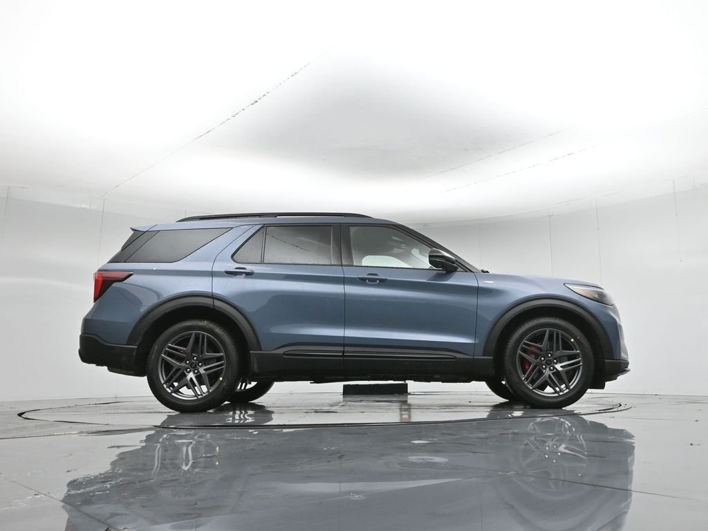 New 2026 Vapor Blue Metallic Ford ST-Line image 47